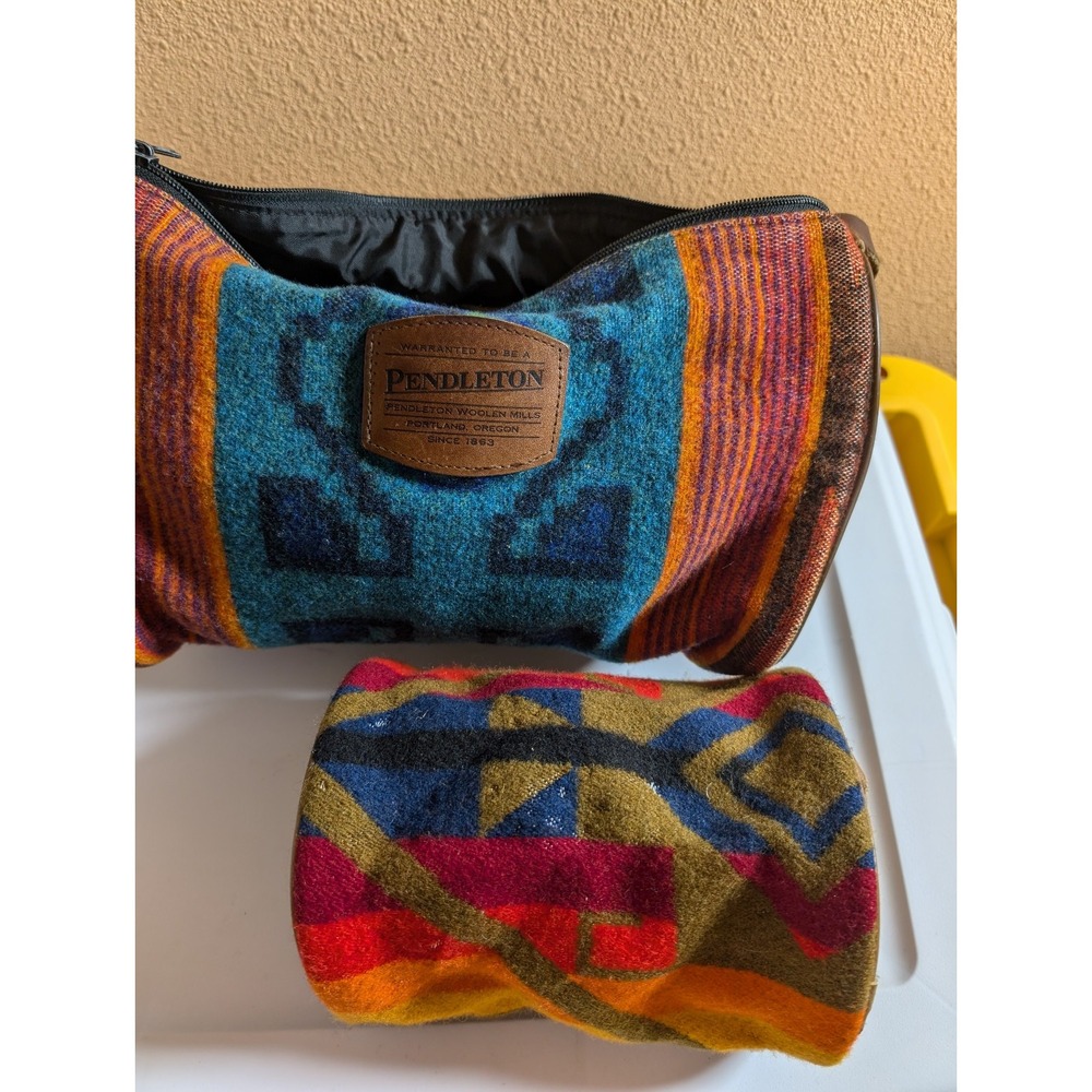 Pendleton Blanket Wool Aztec Pattern‎ Barrel Styl… - image 3
